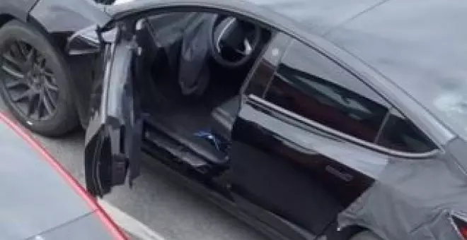 Las primeras imágenes del interior del nuevo Tesla Model 3 revelan pequeños, pero valiosos detalles