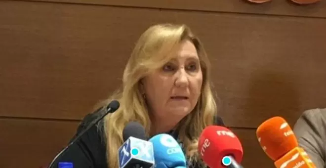 María Dibuja, exconcejala de Democracia Orensana: "Feijóo pudo acabar hace tres años con Jácome y con Baltar y no quiso hacerlo"