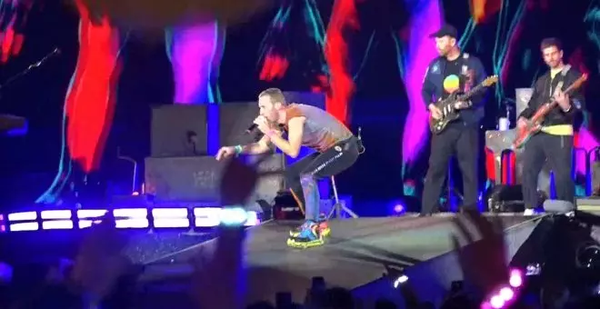 Coldplay en Barcelona: un karaoke de más de 55.000 voces