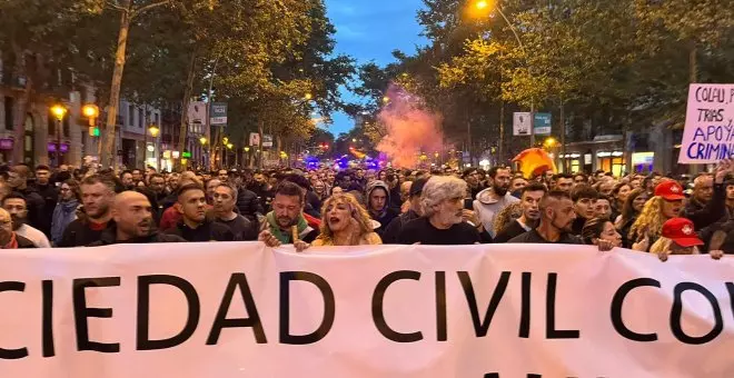 Punxa la manifestació de Desokupa, amb uns 700 manifestants pel centre de Barcelona