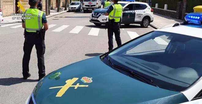 La Guardia Civil detiene a un joven por intento de robo en un bar de Puente San Miguel