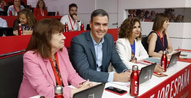 El PSOE cierra filas con Sánchez para el 23J pese al ruido por la confección de las listas
