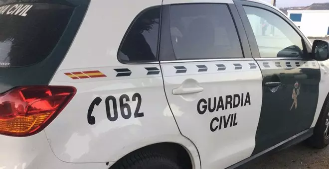 La Guardia Civil busca a un hombre tras apuñalar a su pareja en Mijas