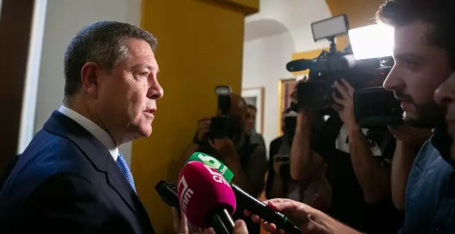 García-Page cree que el "baile contradictorio" en los pactos entre PP y Vox movilizará al electorado de cara al 23J