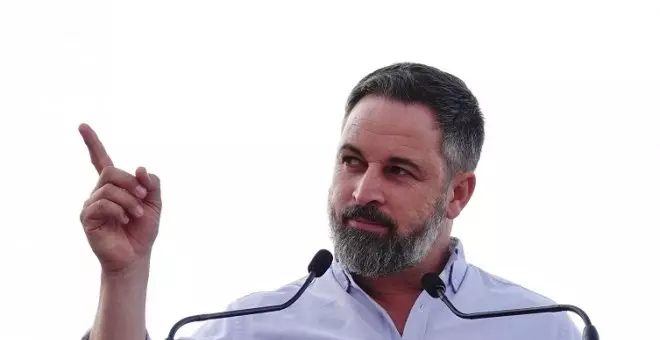 Ensalada de zascas a Abascal después de que diga que no celebra el Orgullo porque es hetero