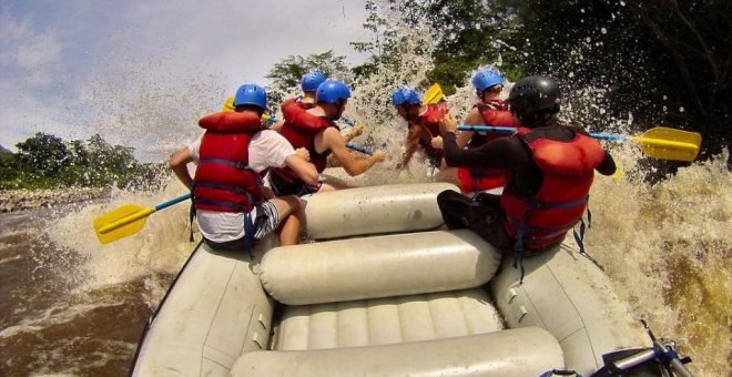 Rafting en la capital colombiana de los deportes de aventura