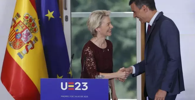 Sánchez exhibe su perfil europeísta frente a un PP crítico con la Presidencia española