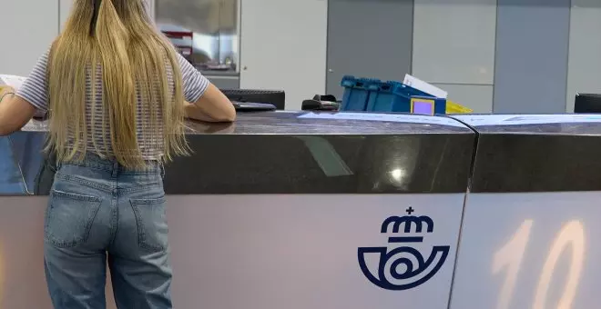 Correos amplía su horario de oficinas para las solicitudes de voto