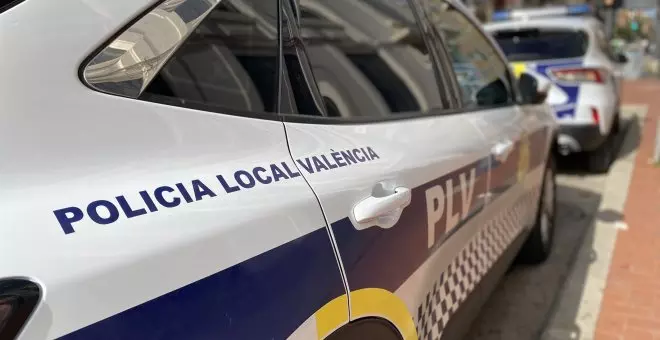 La Policía Local de València ayuda a una mujer a huir de un matrimonio forzoso