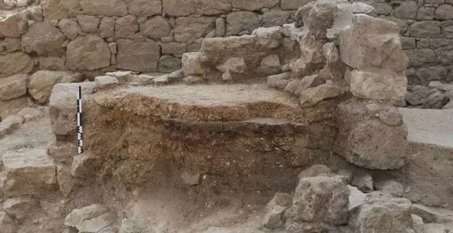 Descobert l'altar de grans dimensions del santuari portuari d'Empòrion