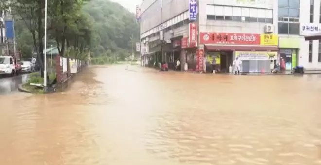 Las lluvias dejan ya más de una treintena de muertos en Corea del Sur