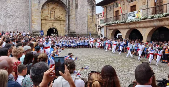 El día grande del Cristo recupera su esplendor con música y actuaciones durante toda la jornada