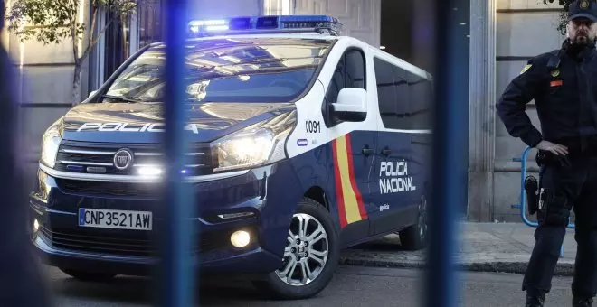 La Policía detiene a un hombre por agredir a su expareja y romperle un dedo en Puerto Real