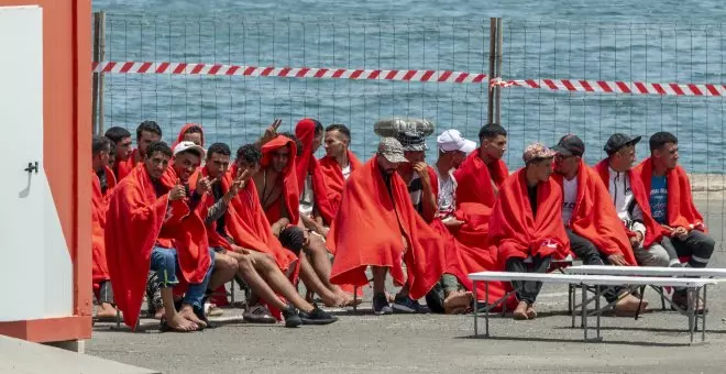 Rescatan a casi medio millar de personas a bordo de diez pateras en aguas cercanas a Canarias en las últimas 24 horas