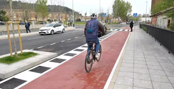 Santander tendrá más carriles bici, nuevos aparcamientos cubiertos y un préstamos de bicicletas eléctricas esta legislatura