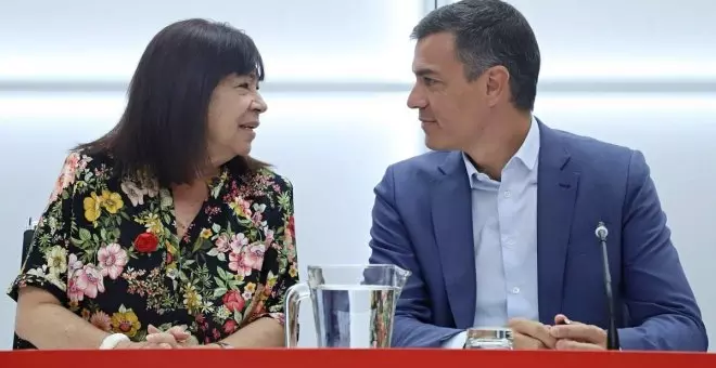 Sánchez a Feijóo: "Ni presiones al jefe del Estado ni cábalas mágicas"
