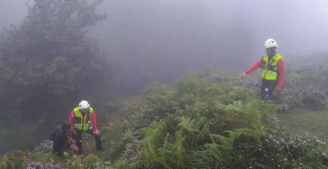 Rescatada una senderista catalana desorientada por la niebla en el pico de La Muela