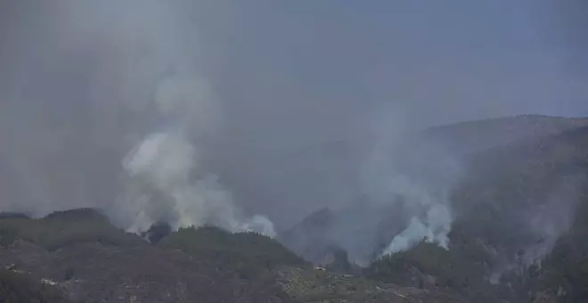 La zona de Güímar, el único frente activo en el incendio de Tenerife