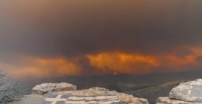 El Gobierno griego vincula la oleada de incendios con la crisis climática