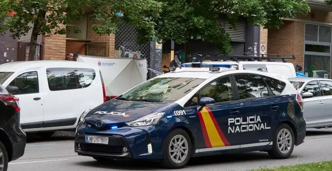 Detienen en València a un hombre que eyaculaba sobre los coches de sus vecinas