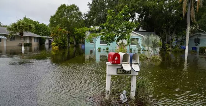 Florida se vuelca en el rescate de personas y tareas de recuperación tras Idalia