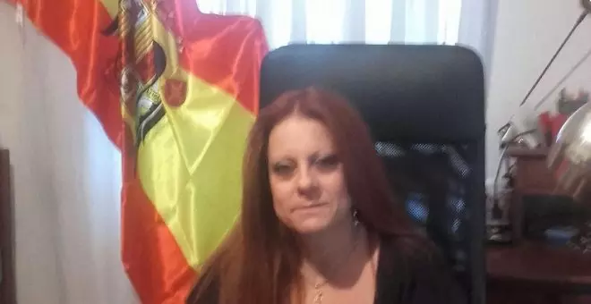 La directora de Justicia de Aragón posaba en Facebook con una bandera franquista