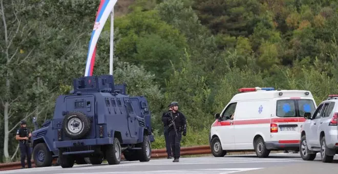 Un grupo armado ataca a la Policía kosovar y se atrinchera en un monasterio serbio
