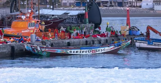 Llegan 517 migrantes en varias embarcaciones a Canarias