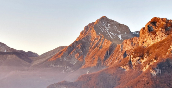 Los Alpes Apuanos: de las cumbres al mar