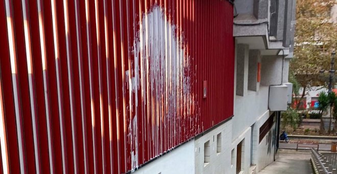 Denuncian pintadas en la sede del PSOE de Cantabria: "Ni tenemos ni tendremos miedo"