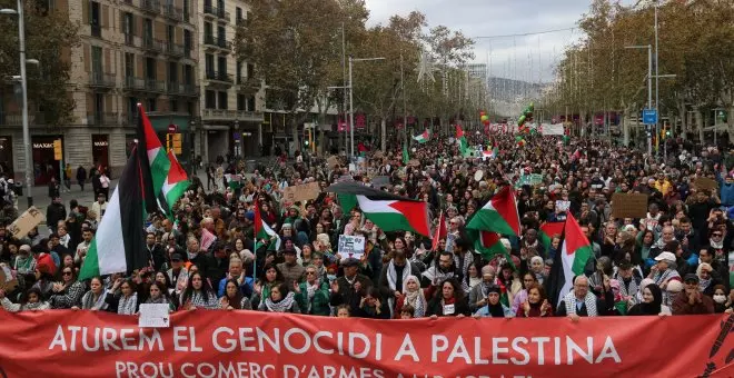 Milers de persones tornen a manifestar-se a Barcelona per reclamar que "s'aturi el genocidi a Palestina"