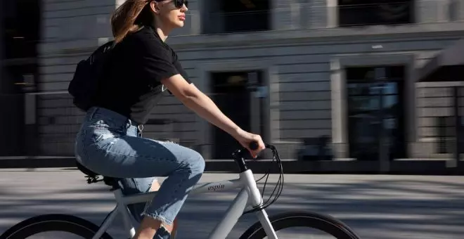 1,60 euros una hora y 36 euros el bono anual: los precios del alquiler de bicis eléctricas en Santander