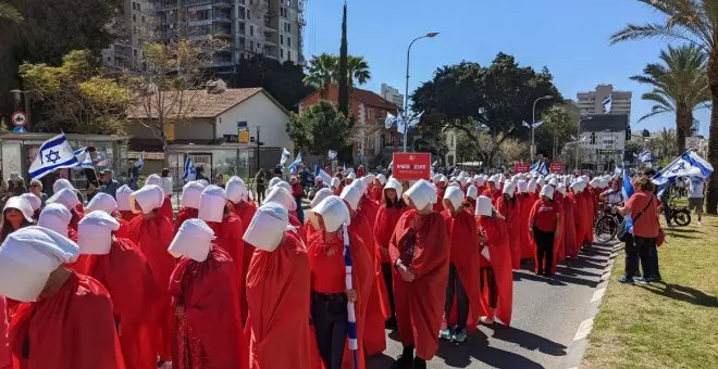 Punto y seguido - Mujeres israelíes y los guerreros judíos de Dios