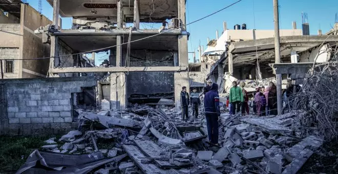 Gaza denuncia que Israel ha bombardeado una guardería con decenas de refugiados en Rafah