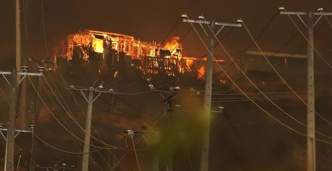 Suben a 122 los fallecidos en los incendios de la región chilena de Valparaíso