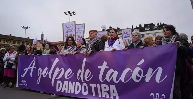 El feminismo asturiano se pone la kufiya para "dar tira, a golpe de tacón"
