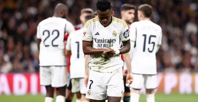 El Real Madrid denuncia los insultos racistas a Vinicius ante la Fiscalía