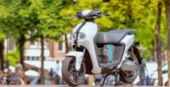 Prueba Yamaha NEO's (doble batería) ¡El accesible scooter eléctrico ahora más barato!
