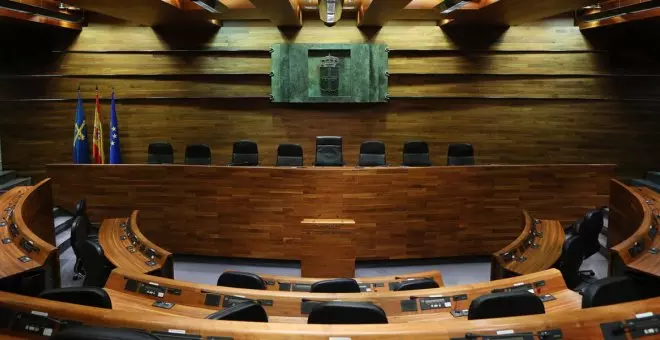 El parlamento asturiano reprueba al ministro de Transportes