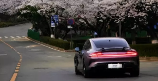 El presidente de Xiaomi ya sabe cómo se las gasta su coche eléctrico en un viaje de 3.000 km