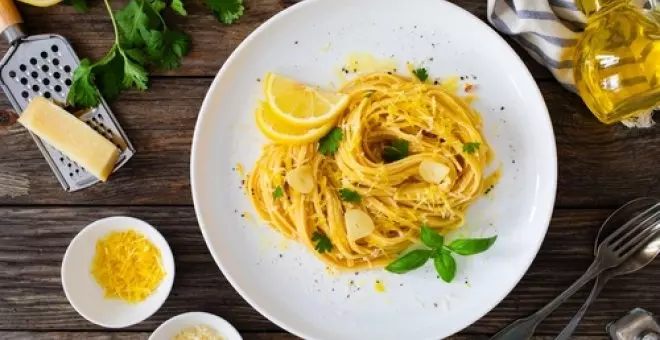 Pato confinado - Receta de espaguetis al limón (pasta al limone)