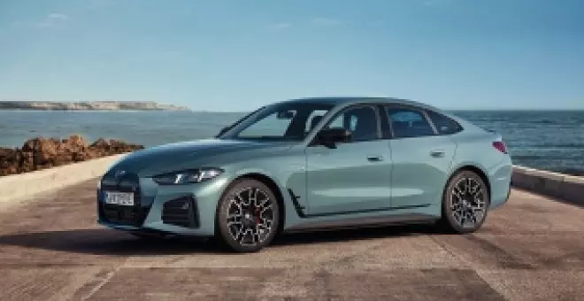 El BMW i4 mejora su estética y tecnología para seguir siendo uno de los coches eléctricos más mirados