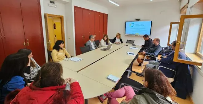 Torrelavega convoca un concurso de naturalización de patios de escuelas de Infantil y Primaria