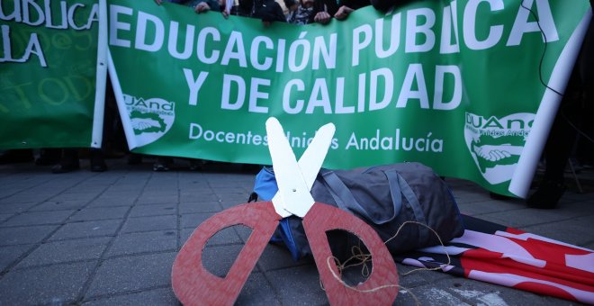 Cifras y razones para la huelga en la educación pública contra Moreno Bonilla de este martes
