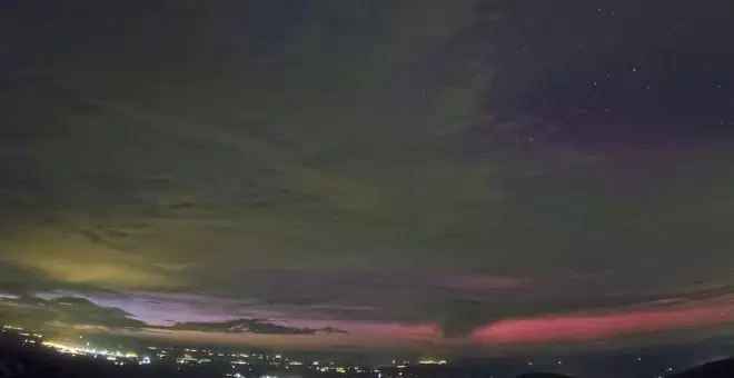 Una espectacular aurora boreal alumbra los cielos de España