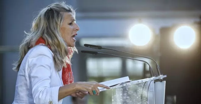 Yolanda Díaz pide a los empresarios que "vuelvan a defender la democracia" tras reunirse con Milei