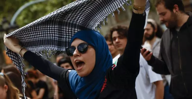 La Universitat de Barcelona rompe relaciones con Israel y los estudiantes levantan su protesta