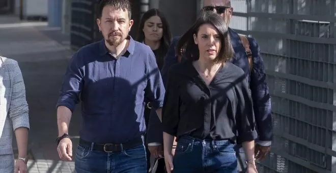 Insultos y amenazas a Irene Montero y Pablo Iglesias a su llegada al juicio contra su acosador