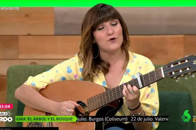 La cantante Rozalén en el programa Liarla Pardo, de la Sexta.