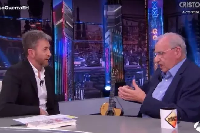 Pablo Motos y Alfonso Guerra en 'El Horniguero'.